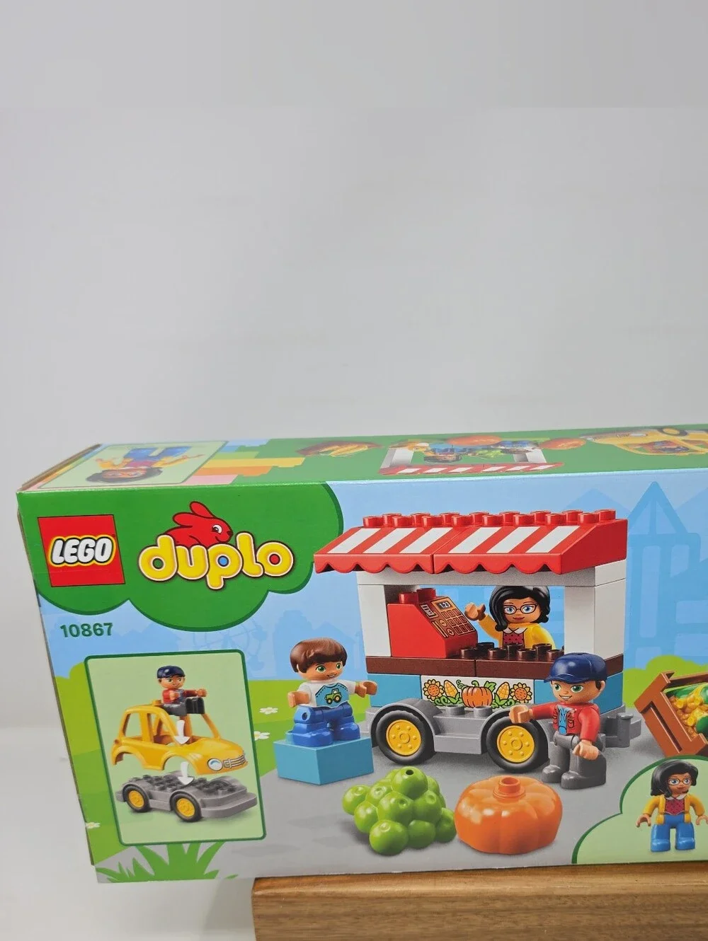 Lego Duplo Farmers' Market Playset - Red, White, Yellow, Green, Brown